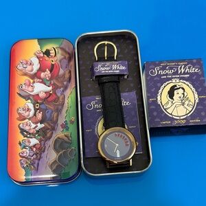 Vintage Limited Edition Fossil Snow White, and the seven dwarfs watch.